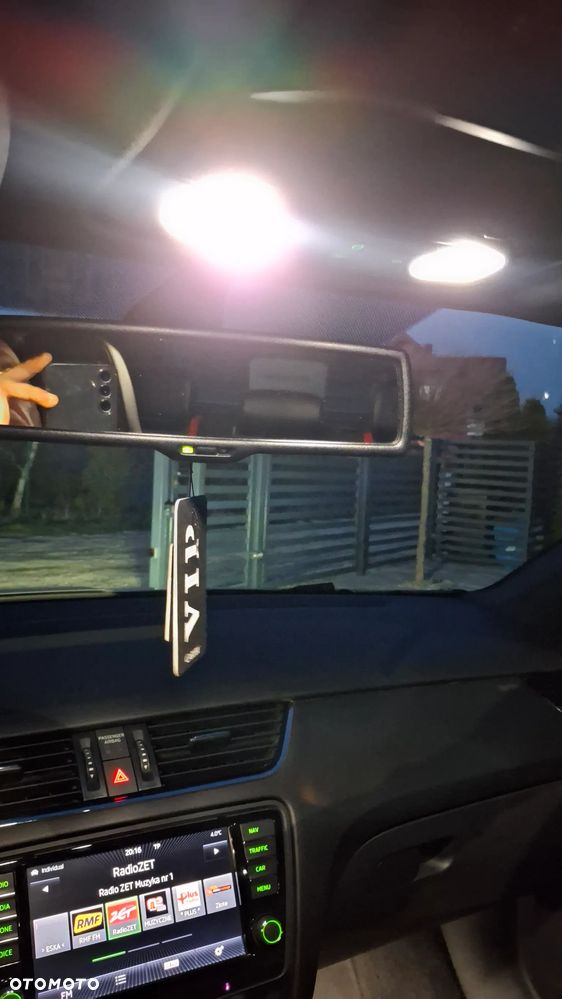 Skoda Octavia 2.0 TDI DSG RS - 30