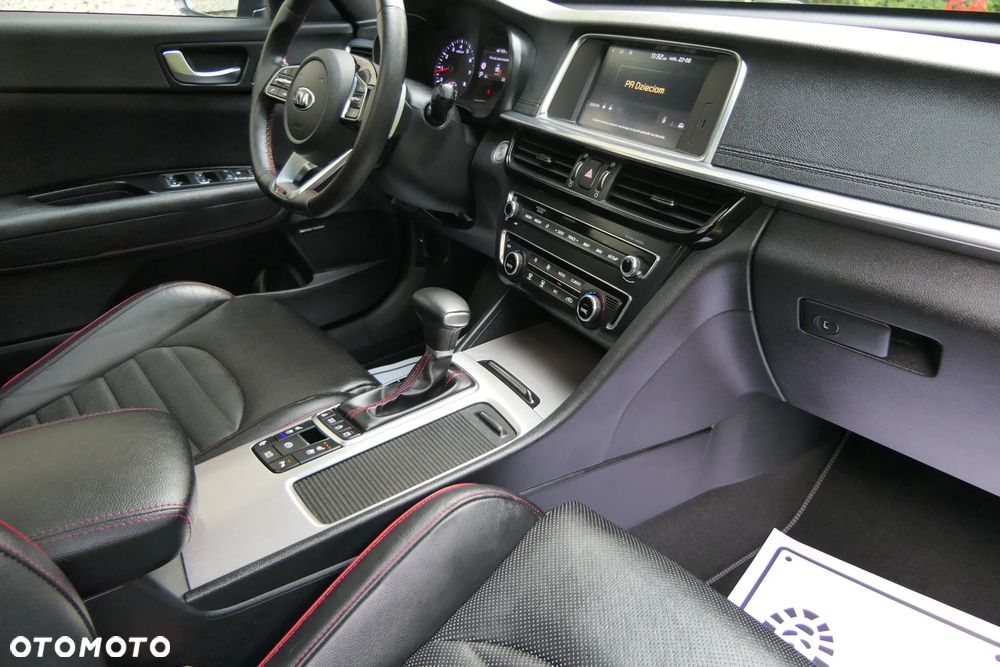 Kia Optima Sportagon 1.6 T-GDI DCT OPF GT Line - 24