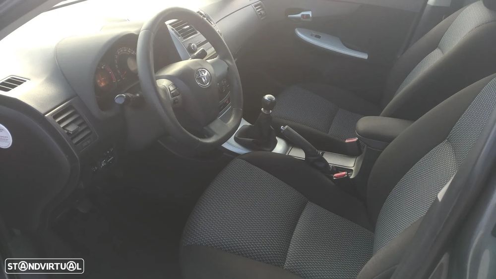 Toyota Corolla 1.33 VVT-i Sol+PM - 7