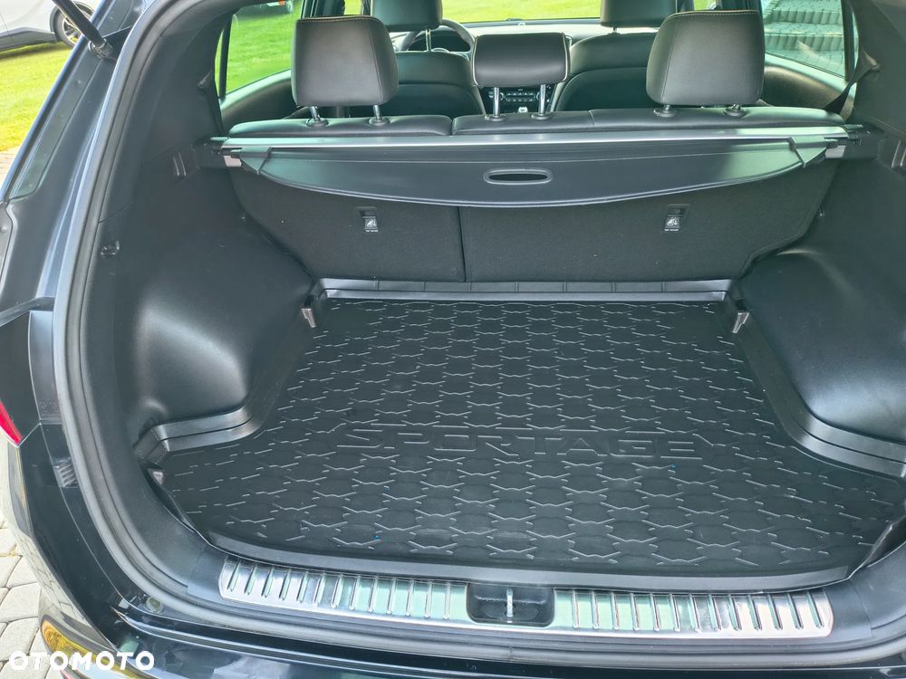 Kia Sportage 2.0 CRDI 4WD Fifa World Cup Edition - 16