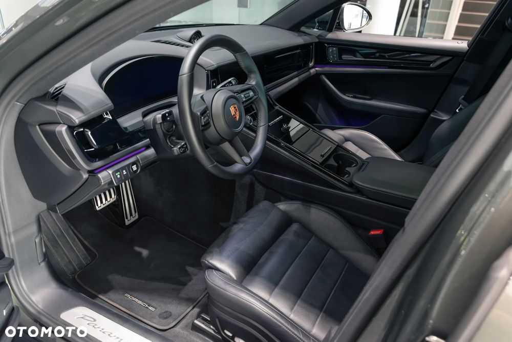 Porsche Panamera 4S E-Hybrid PHEV - 22