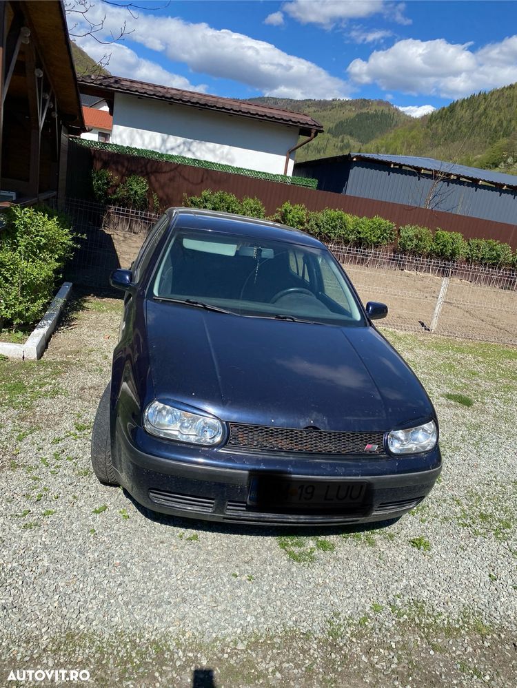Volkswagen Golf 1.4 - 1