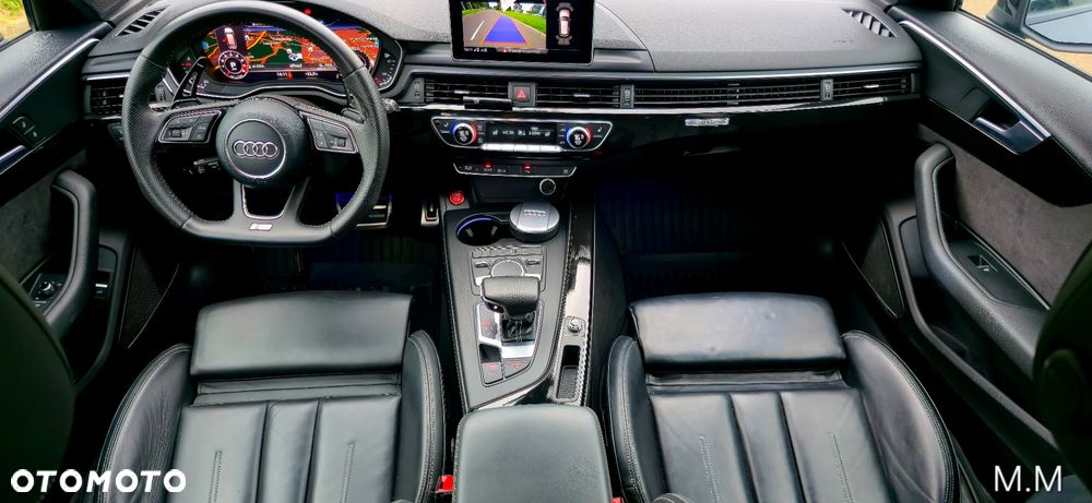 Audi A4 - 24