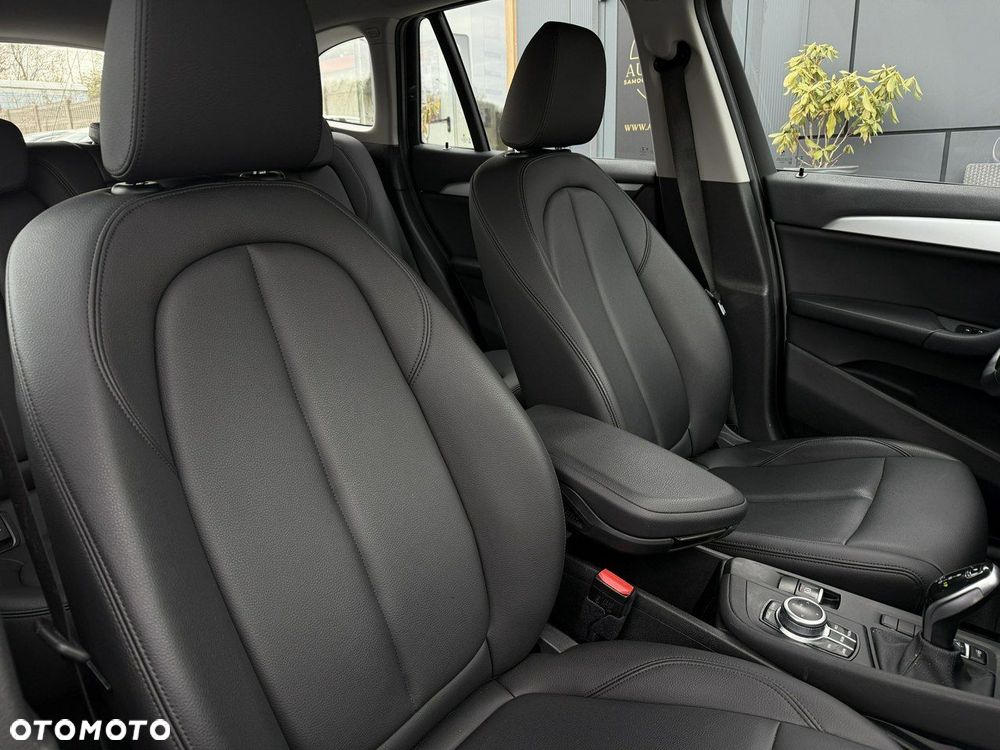 BMW X1 sDrive18i Business Edition - 13