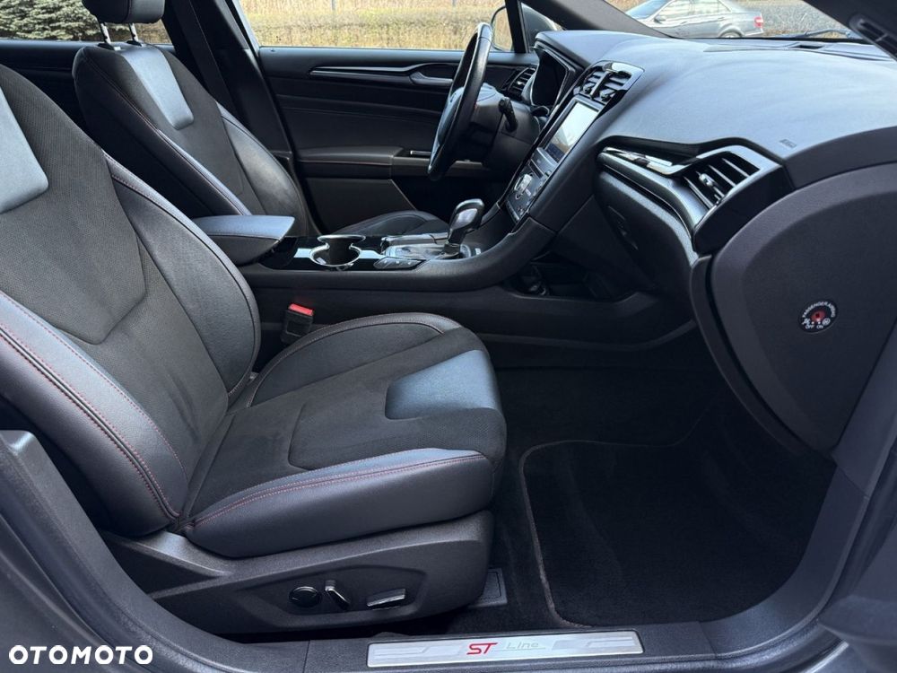 Ford Mondeo - 27
