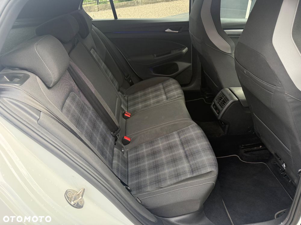 Volkswagen Golf 2.0 TDI SCR DSG GTD - 18