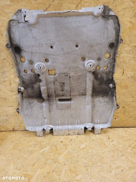 osłona pod silnik renault c5 aircross - 2