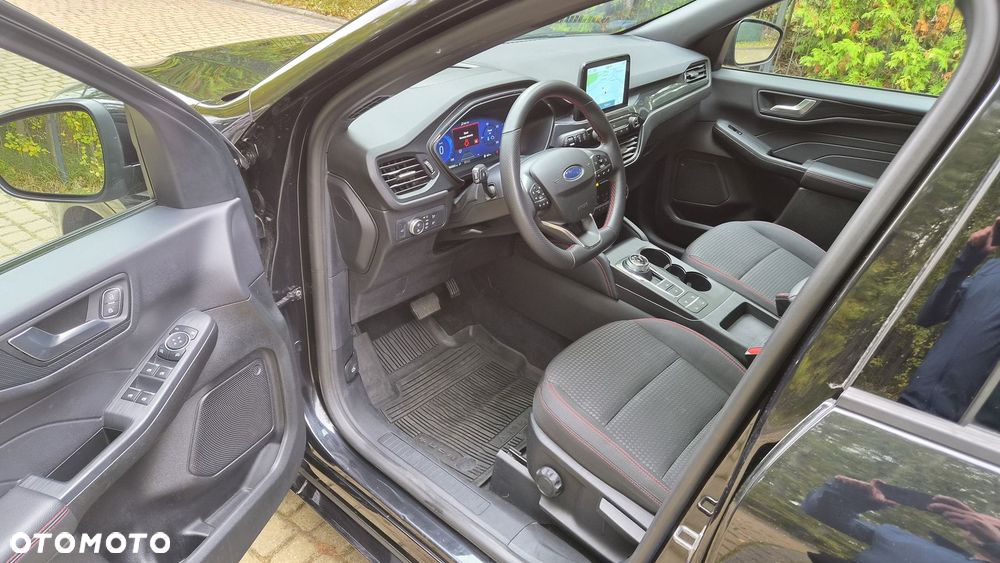 Ford Kuga 2.5 FHEV FWD ST-Line - 14
