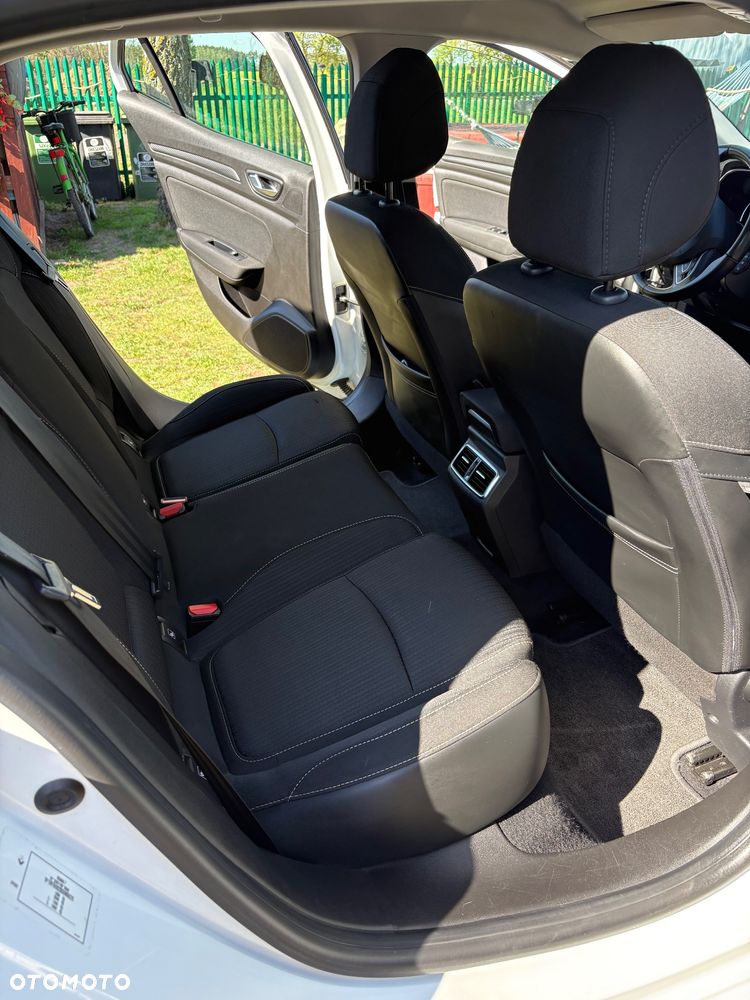 Renault Megane BLUE dCi 115 BUSINESS EDITION - 12