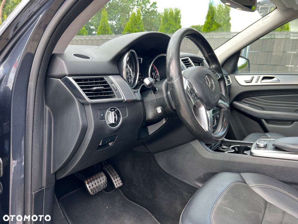 Mercedes-Benz ML 350 BlueTEC 4-Matic - 31