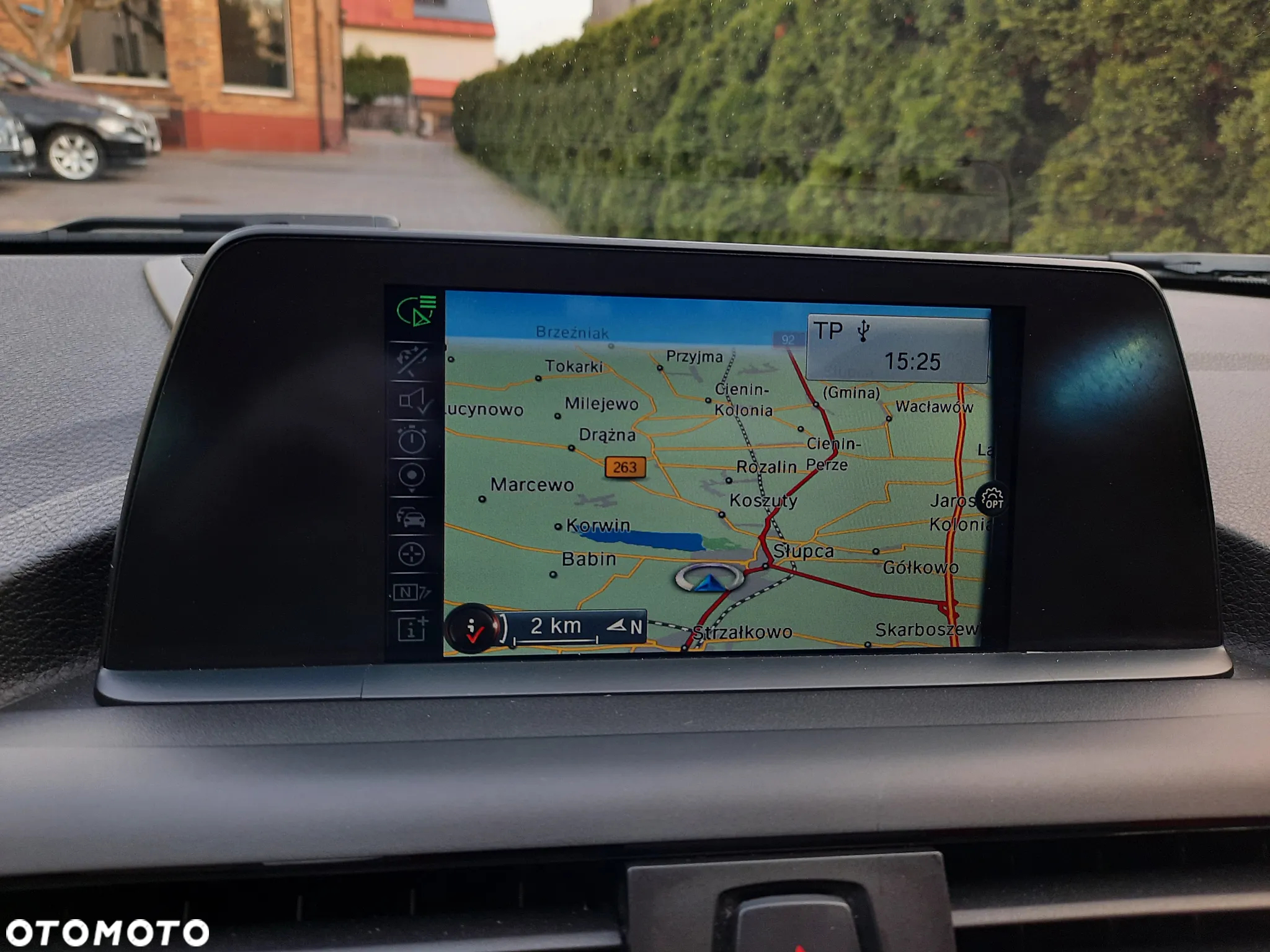 BMW Seria 2 218d Sport Line - 27