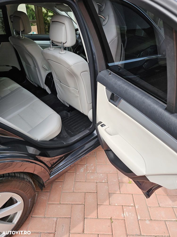 Mercedes-Benz C - 7