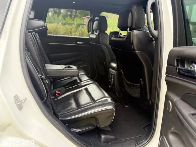 Jeep Grand Cherokee ver-3-6-v6-overland - 21