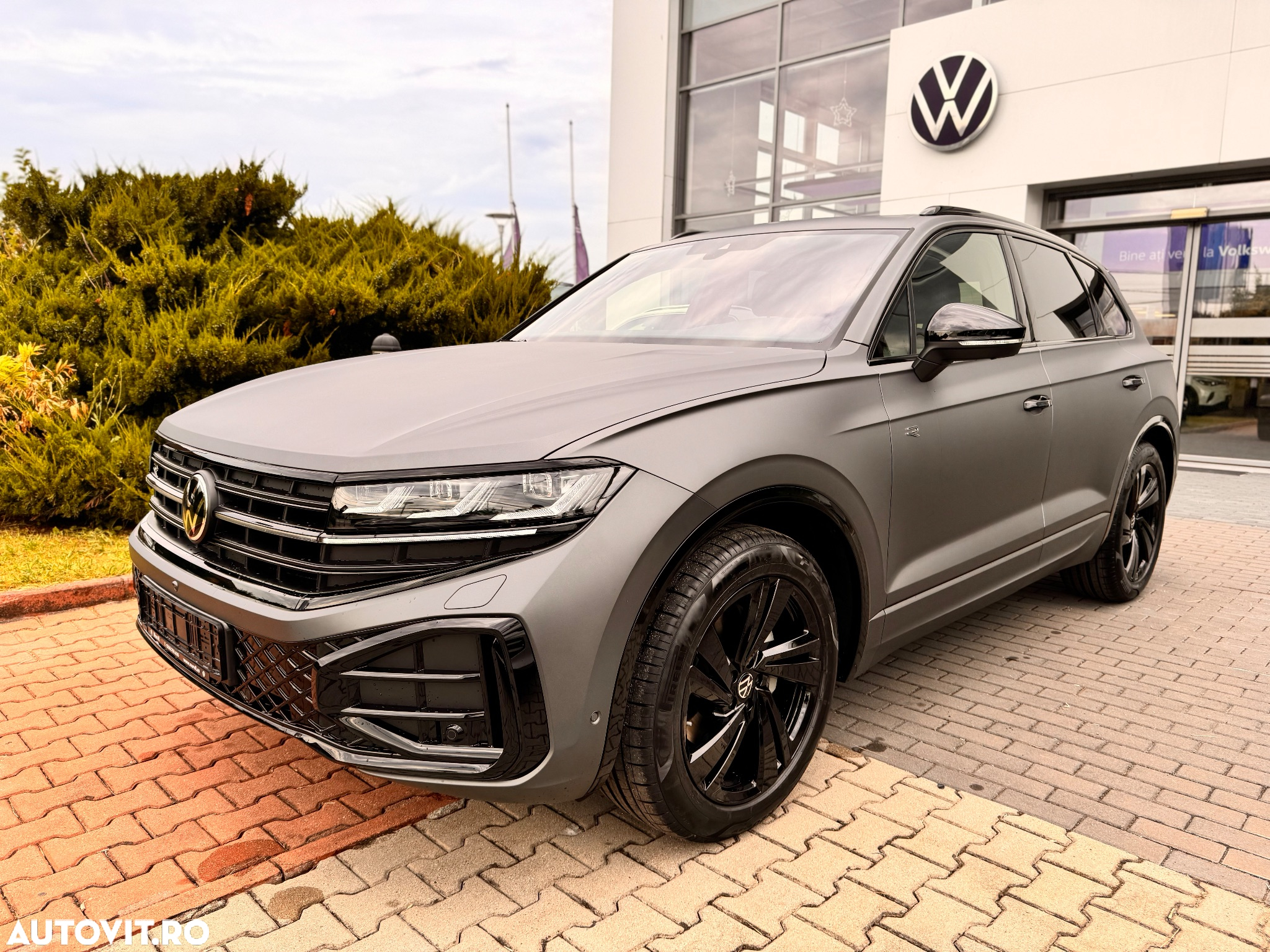 Volkswagen Touareg V6 TDI 4MOTION R-Line - 13