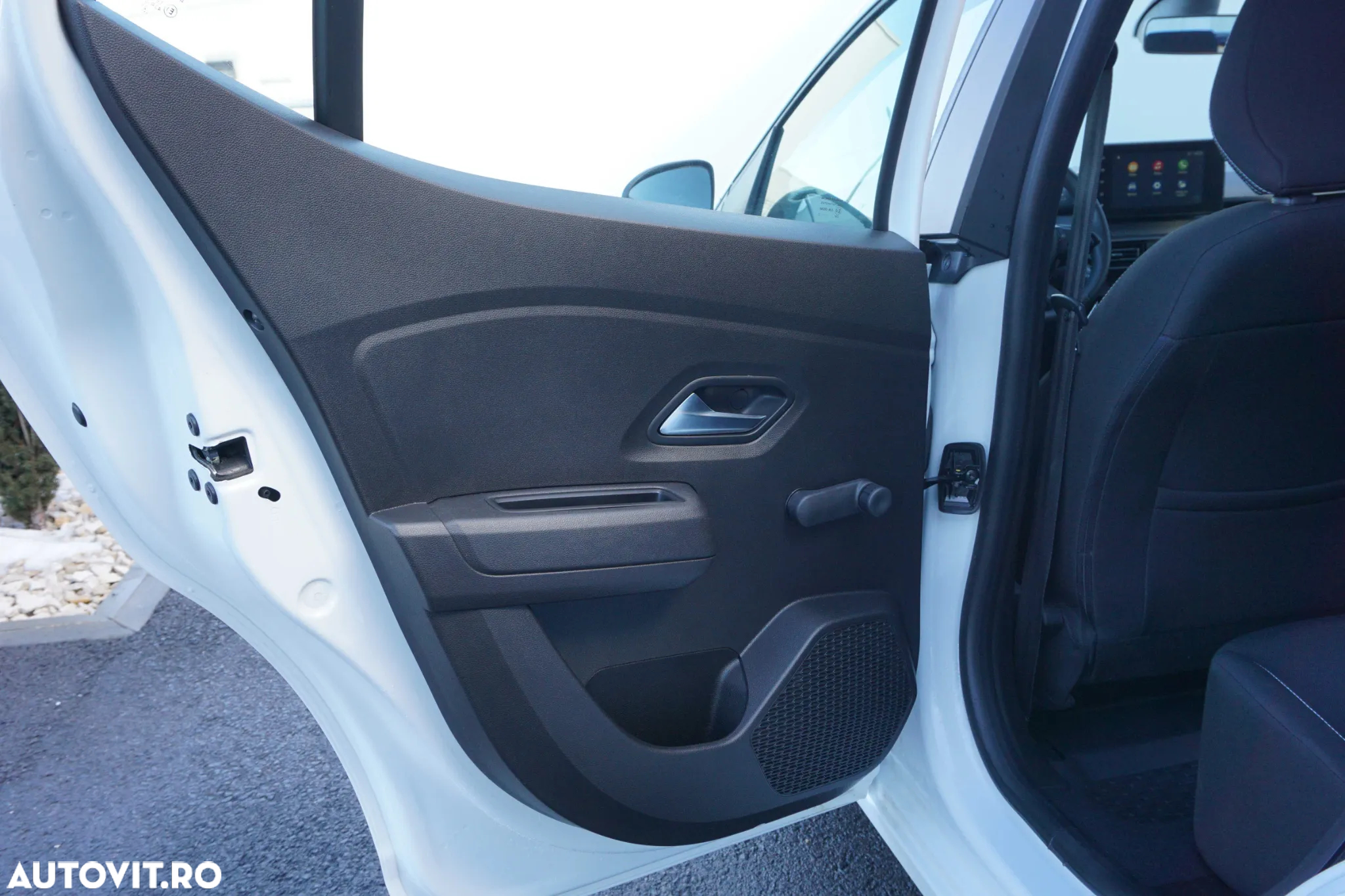 Dacia Sandero TCe 90 Essential - 18