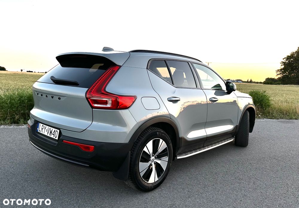 Volvo XC 40 T2 Plus Bright - 32