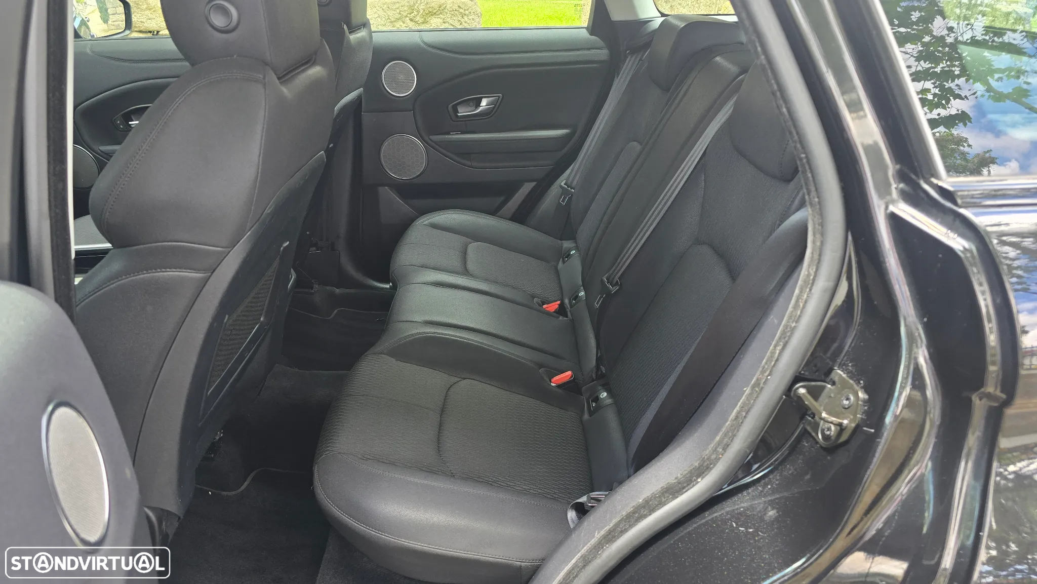 Land Rover Range Rover Evoque 2.0 D150 R-Dynamic - 15