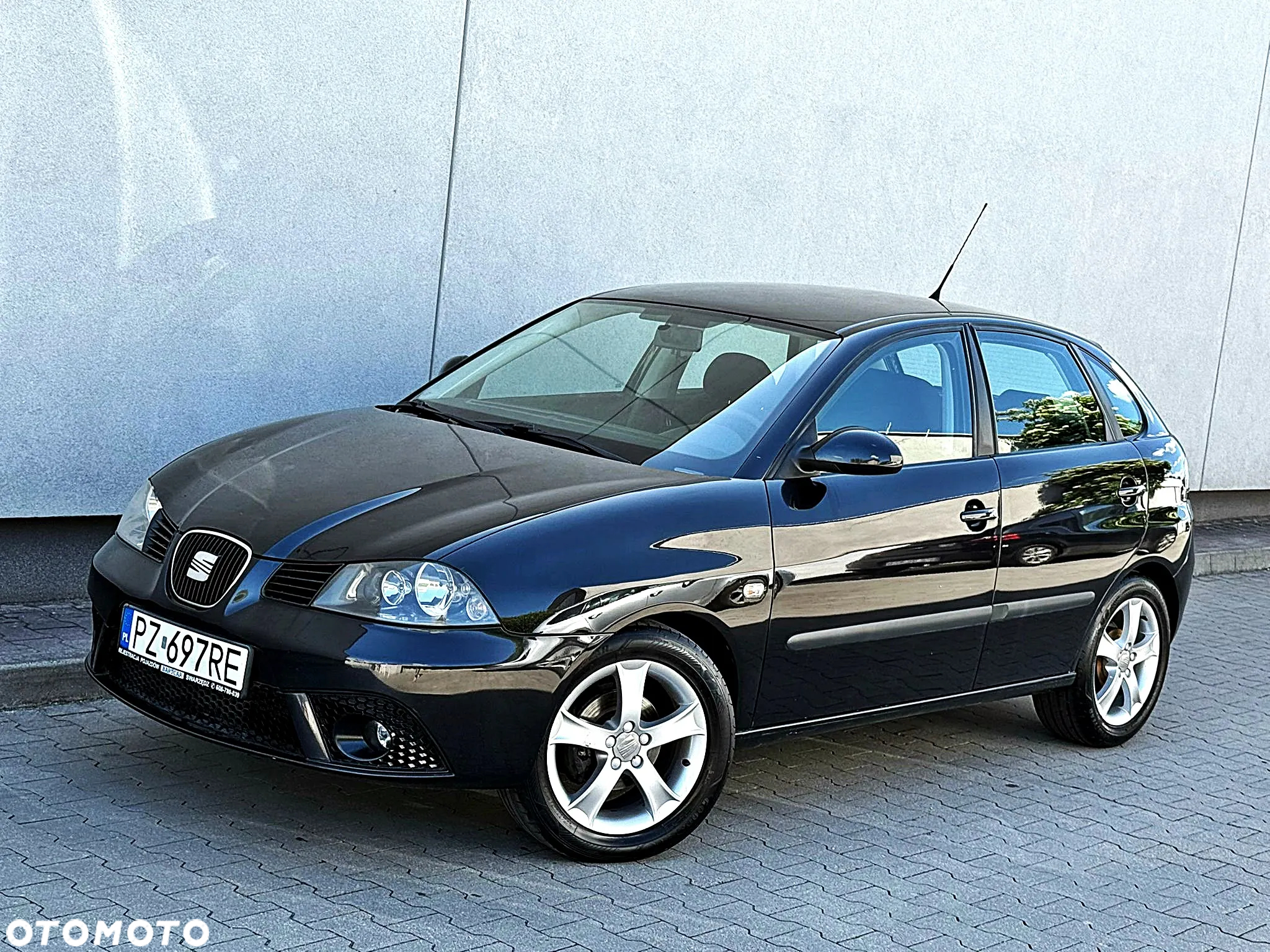 Seat Ibiza 1.4 16V Sport Edition - 24