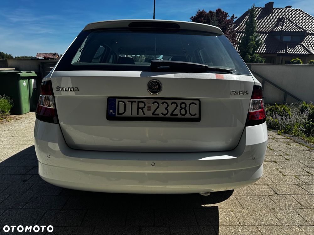 Skoda Fabia 1.2 TSI Cool Edition Red & Grey - 12