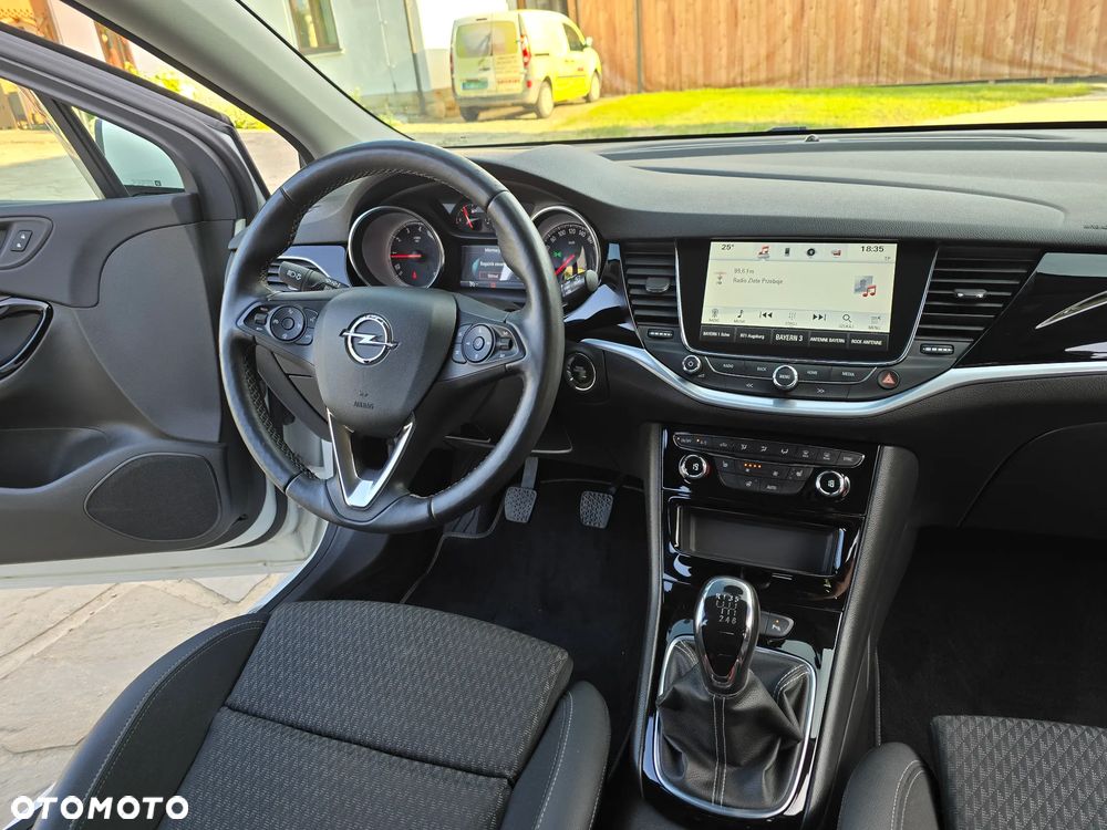 Opel Astra 1.4 Turbo Innovation - 15