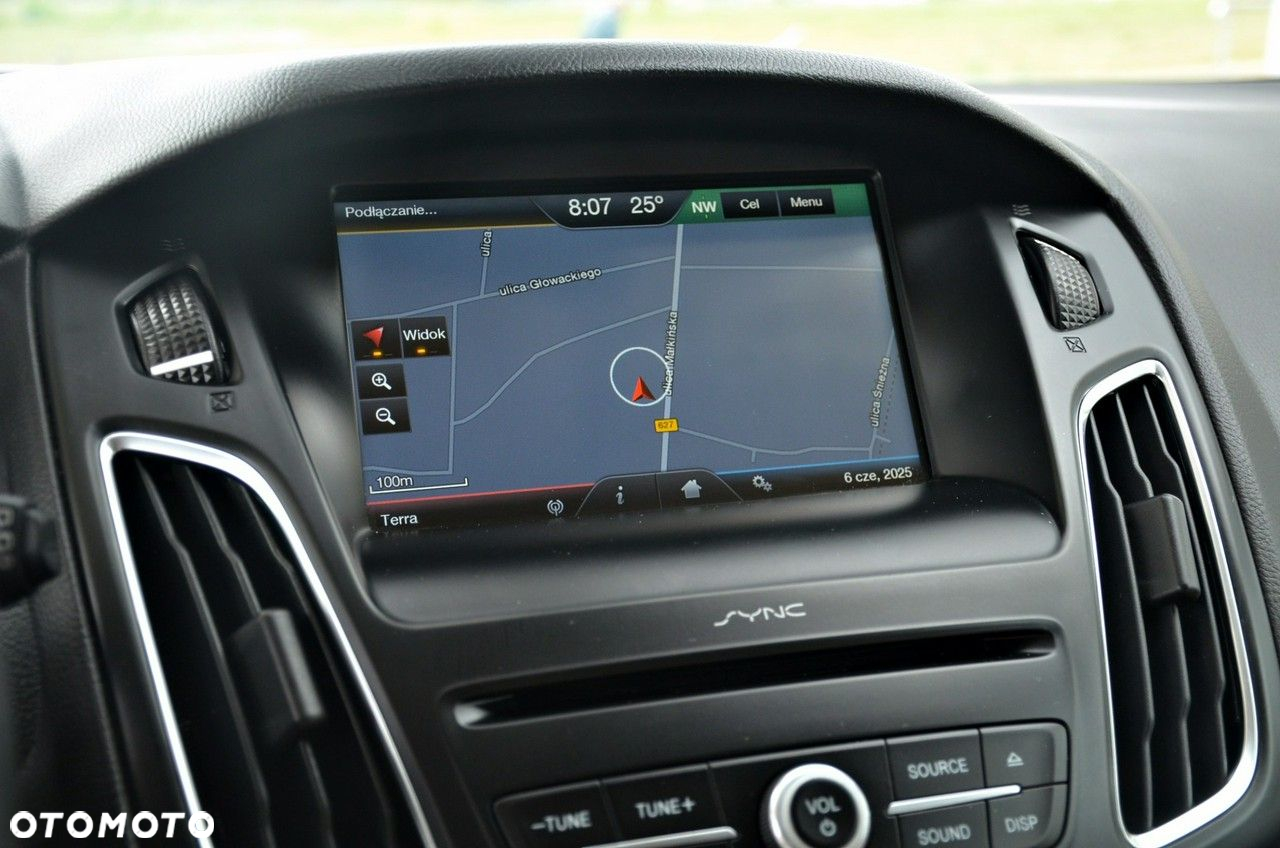 Ford Focus - 30