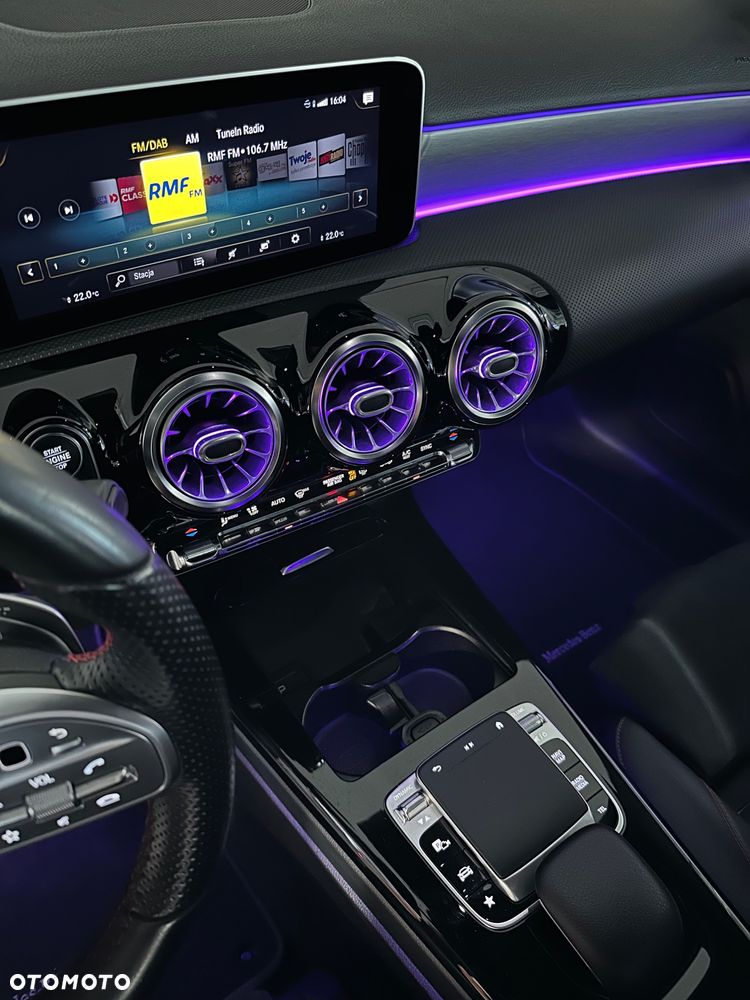 Mercedes-Benz Klasa A 180 7G-DCT Lim AMG Line Advanced Plus - 28
