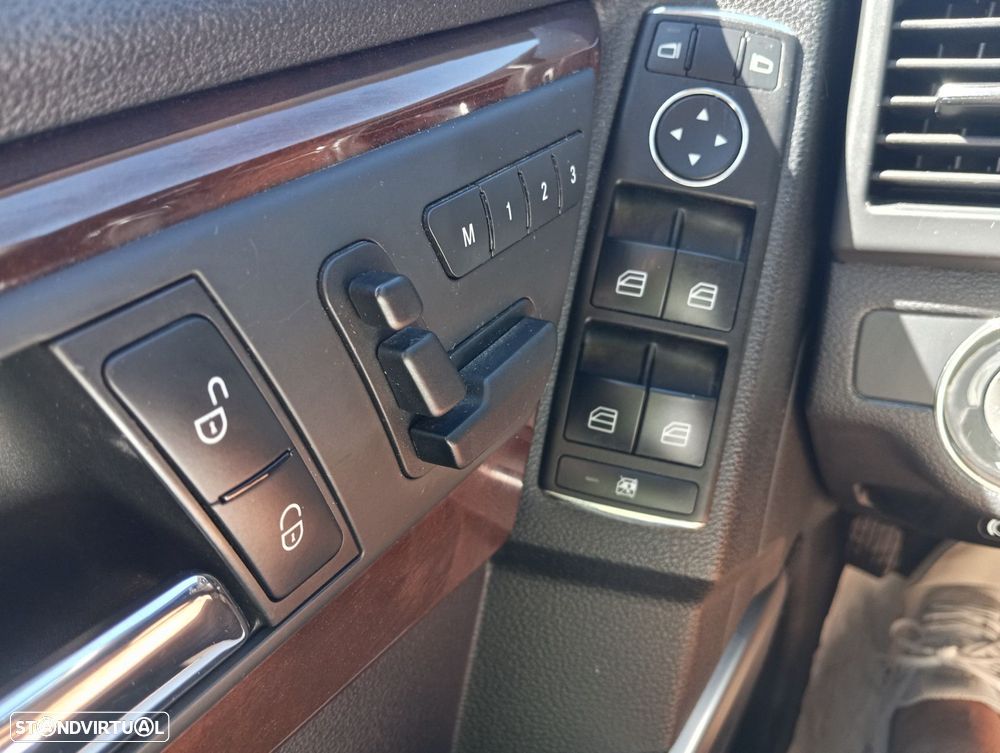 Mercedes-Benz GLK 350 4Matic 7G-TRONIC - 12
