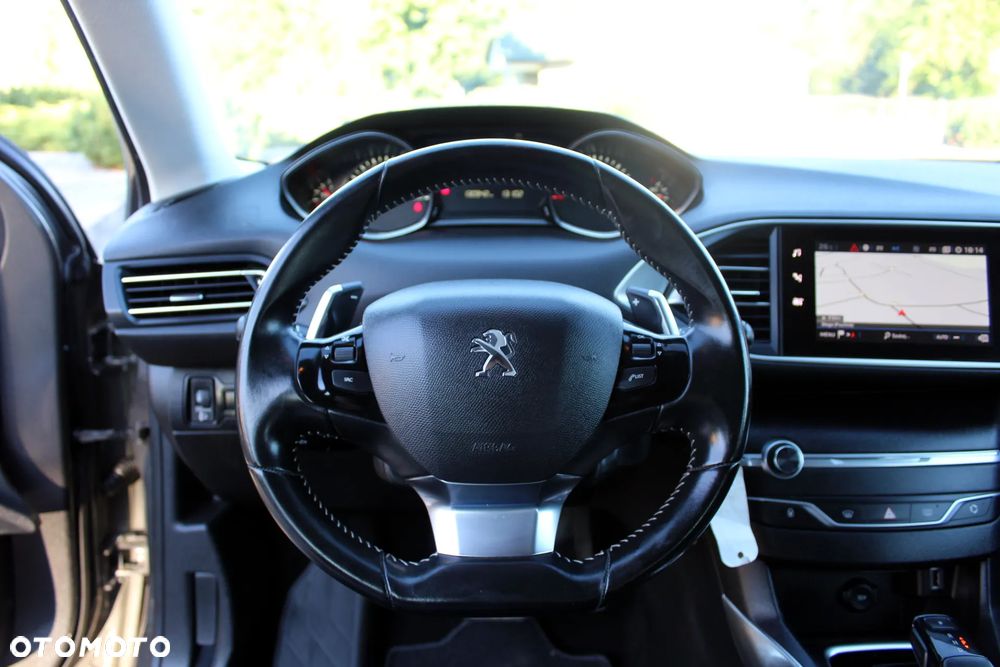 Peugeot 308 BlueHDi 130 EAT8 Stop & Start Active - 19