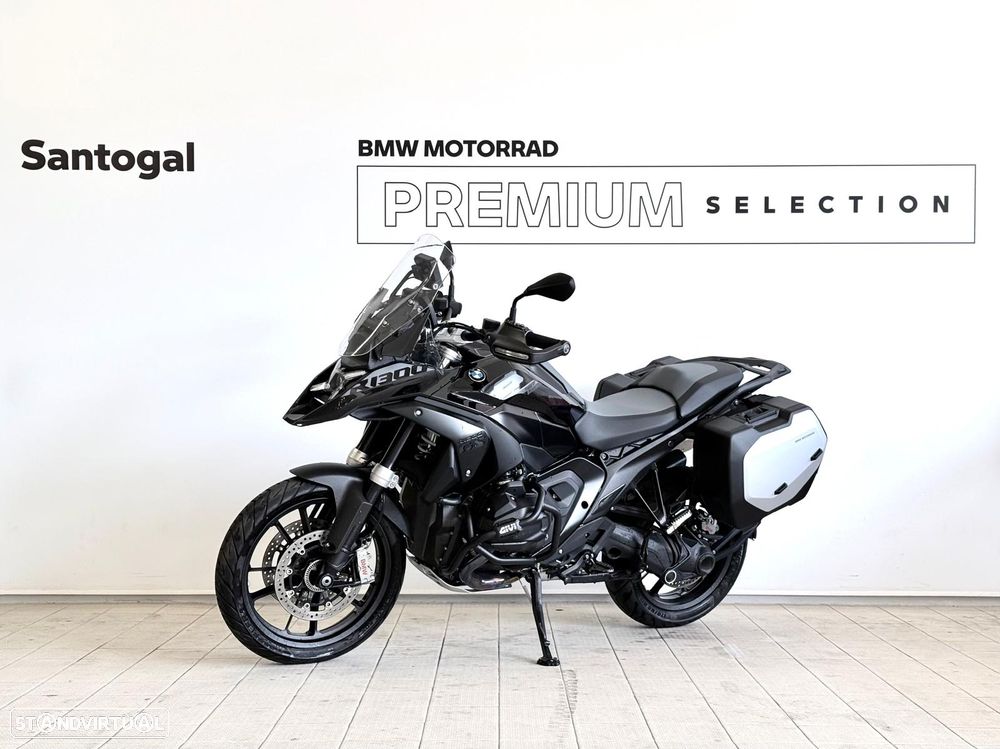 BMW R 1300 GS TRIPLE BLACK - 2