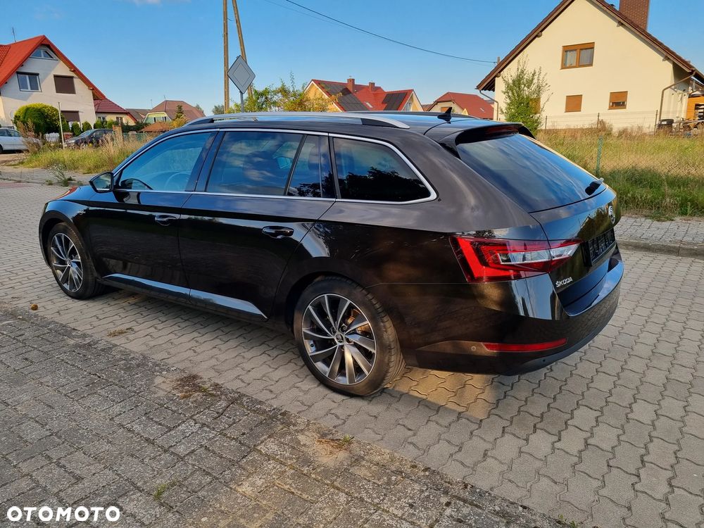 Skoda Superb 2.0 TDI L&K DSG - 3