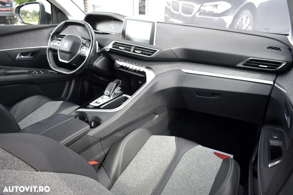 Peugeot 3008 PureTech 130 Stop & Start EAT6 Allure - 9