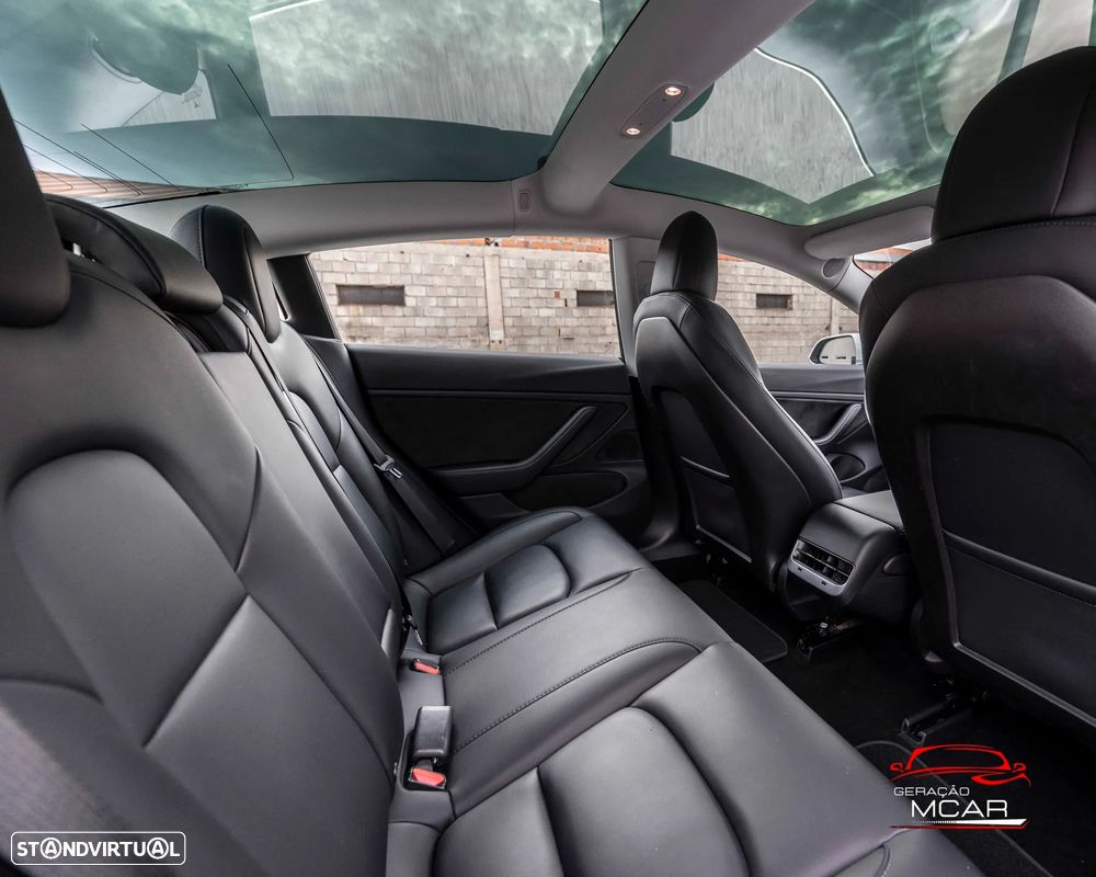 Tesla Model 3 Long-Range Dual Motor AWD - 12