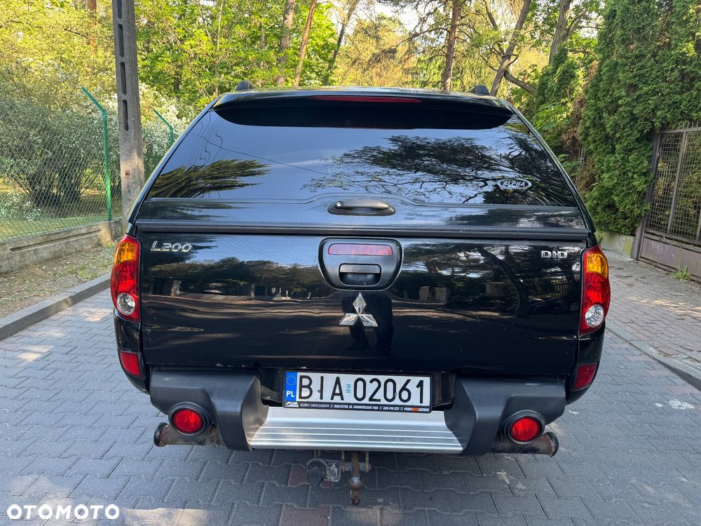 Mitsubishi L200 2.5 DID Intense + - 9