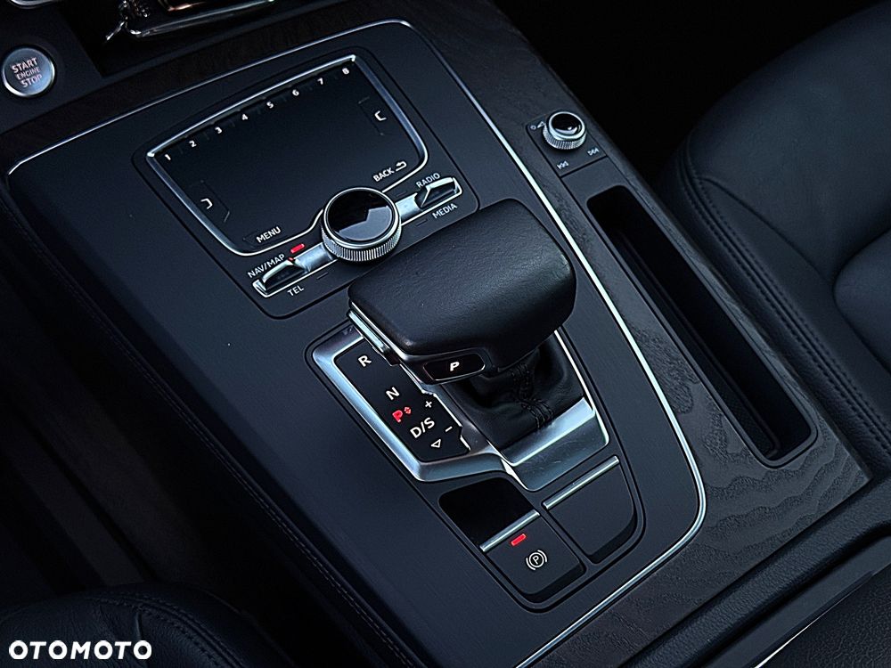 Audi Q5 2.0 TFSI Quattro S tronic design - 9