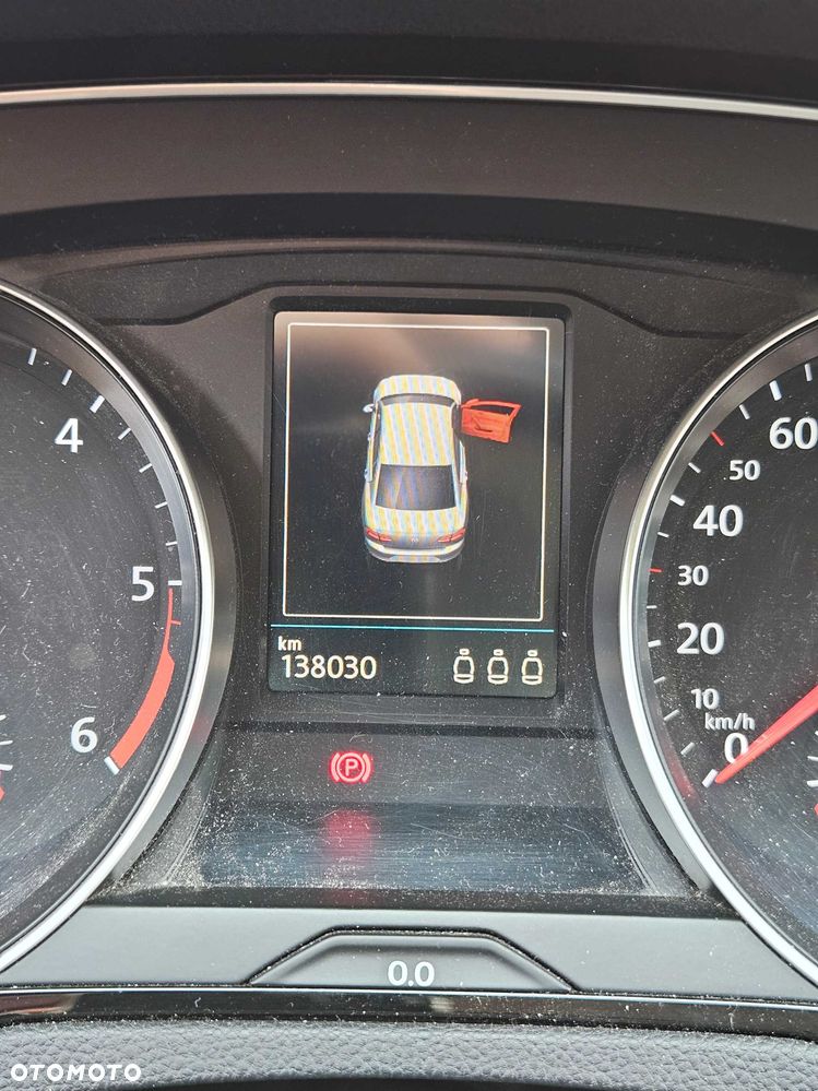 Volkswagen Passat - 6