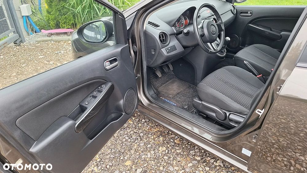 Mazda 2 - 21