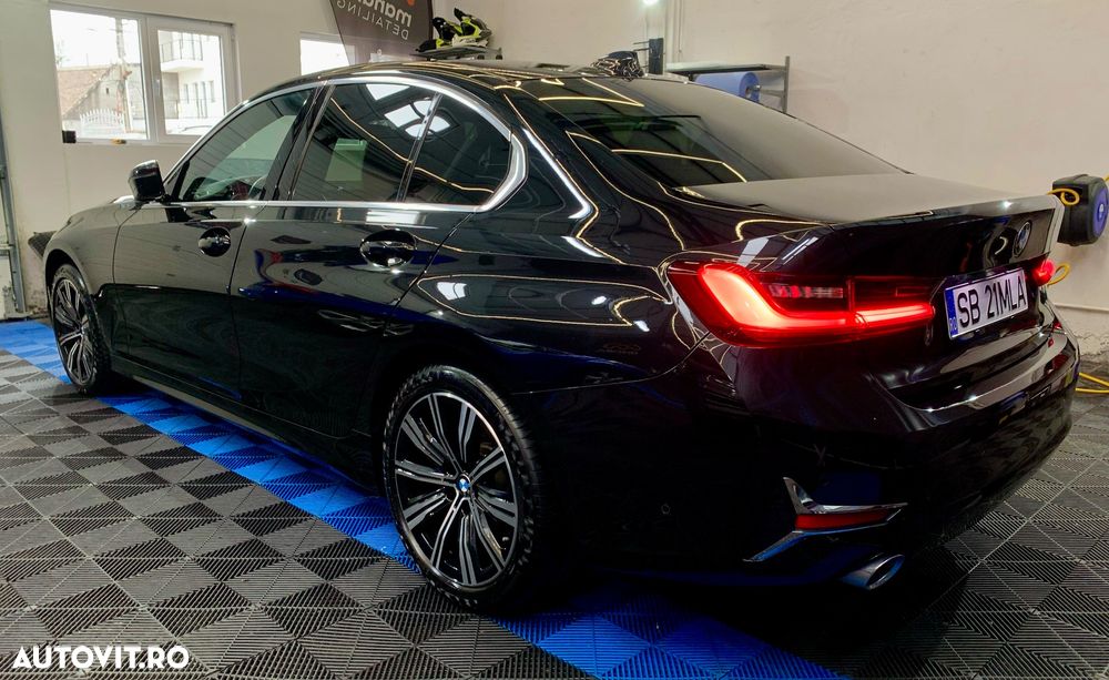 BMW Seria 3 320d xDrive AT Luxury Line - 4