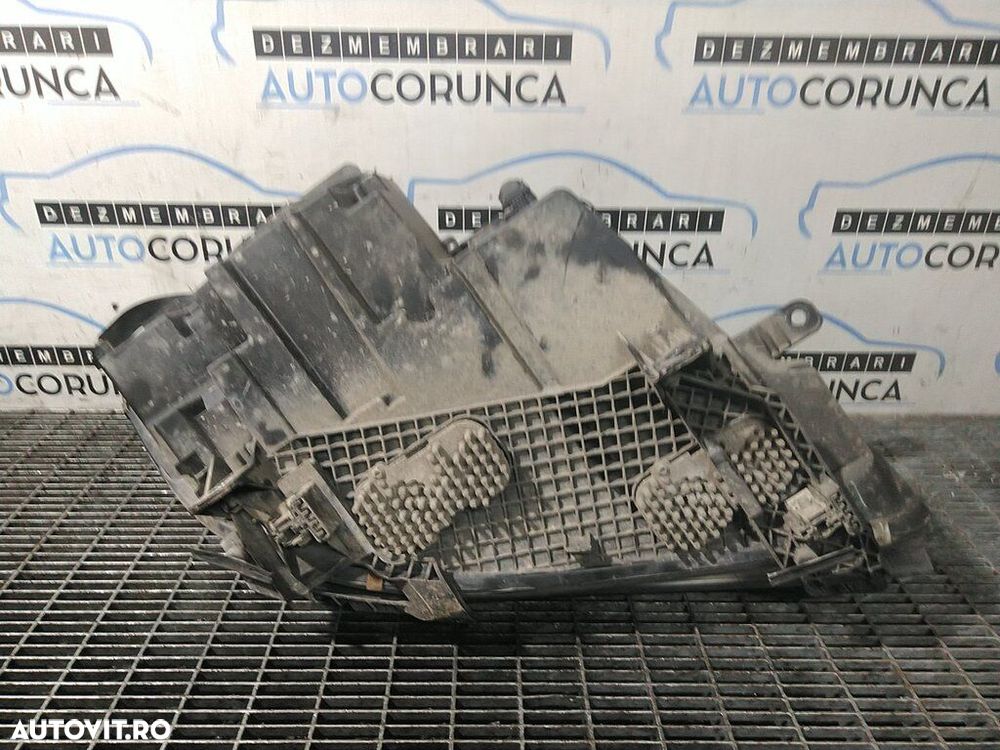 Far Stanga BMW X5 F15 2013 - 2018 SUV 4 Usi (1268) Xenon - 5