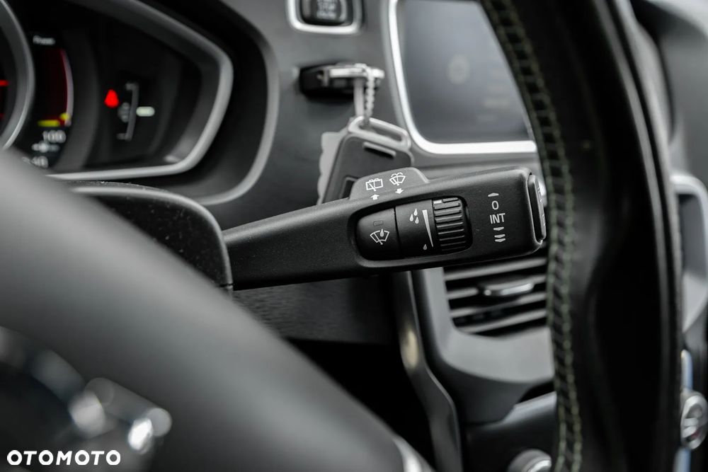 Volvo V40 D4 Drive-E Kinetic - 31