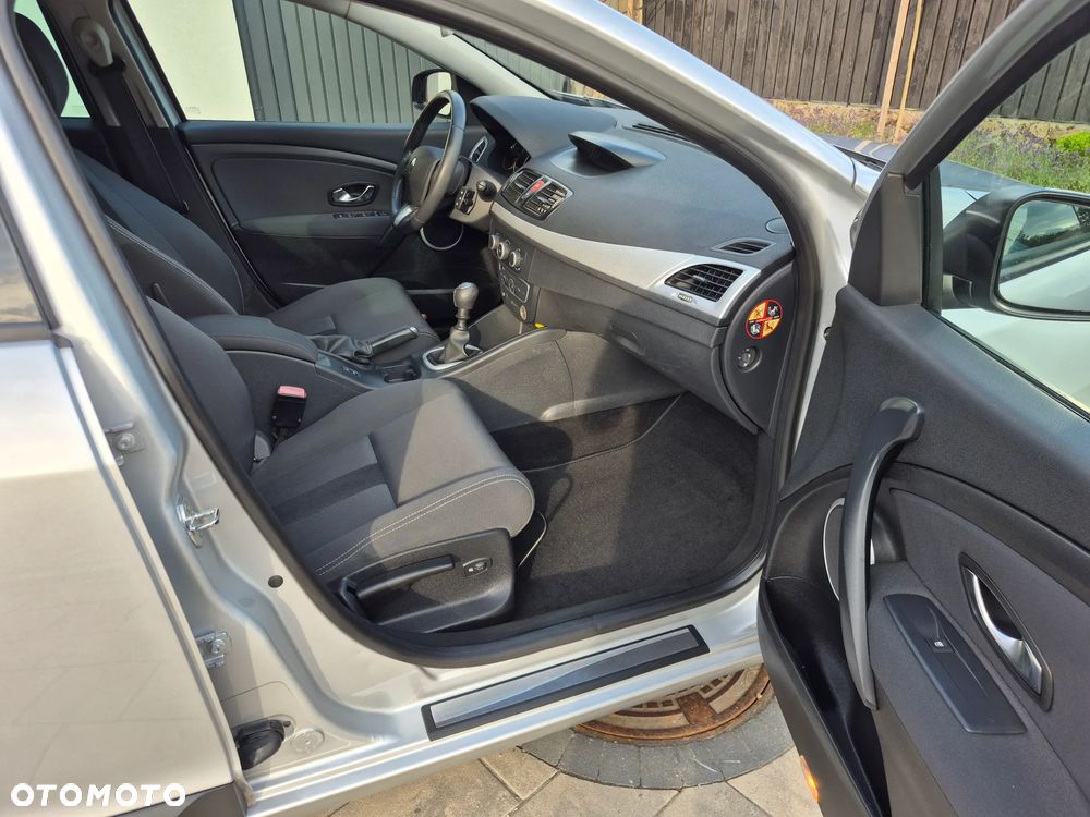 Renault Megane 1.6 16V Expression Euro5 - 34