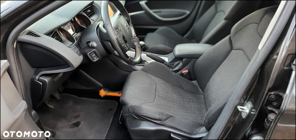 Citroën C5 1.6 THP 16V Confort - 11