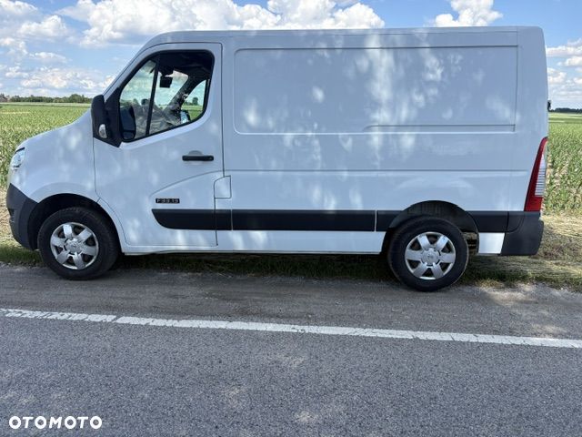 Nissan NV400 - 17