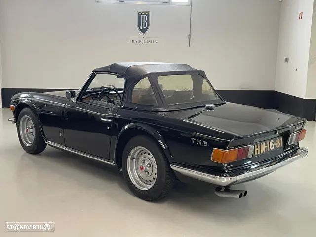 Triumph TR6 - 9