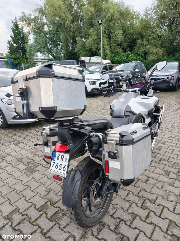 Triumph Tiger - 2