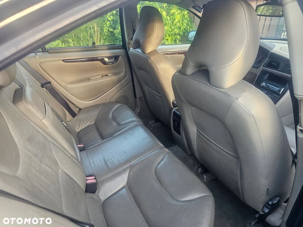 Volvo S60 2.4 D - 7