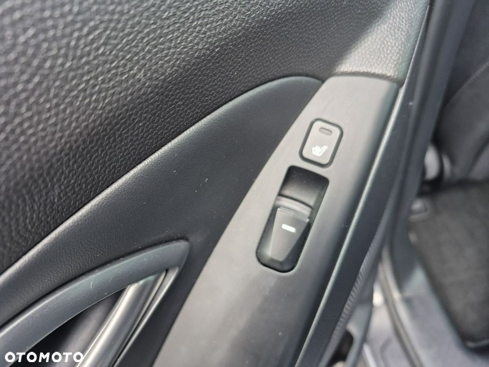 Hyundai ix35 - 15