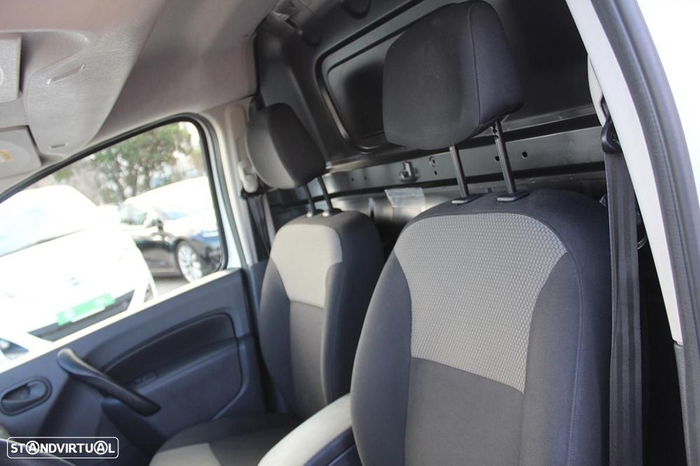 Renault Kangoo Express - 13