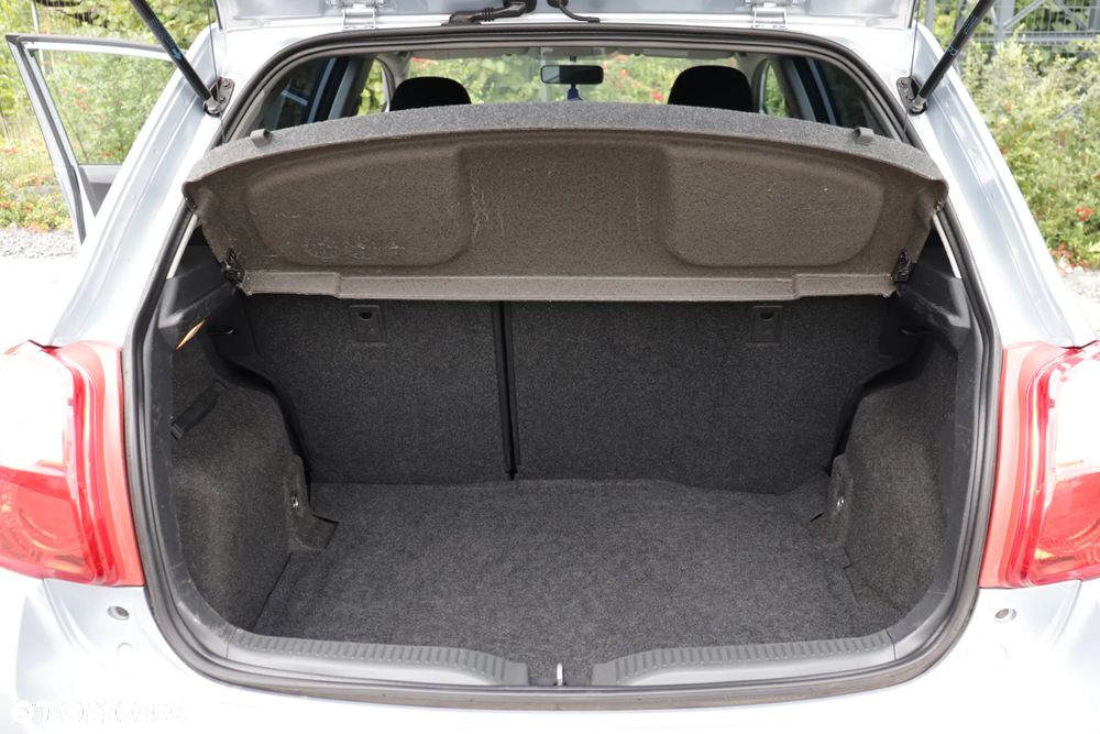 Toyota Auris 1.6 Life+ - 34