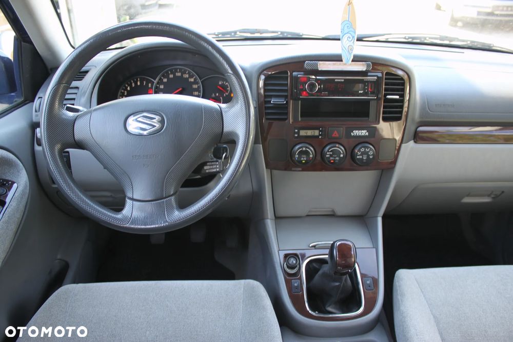 Suzuki Grand Vitara 2.7 V6 - 19
