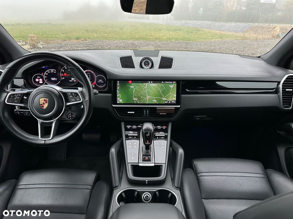Porsche Cayenne - 17